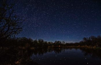 Soak Up the Skies in Aguas Termales de Pelayo