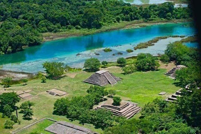 Tour Lagos de Colón y zona arqueológica de Lagartero