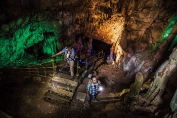 See Castles and Elves in Grutas del Rosario