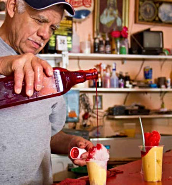 Try the Nieves Barrón in the Municipal Market