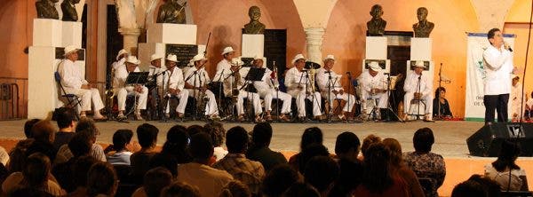SERENATA-STA-LUCIA-via_descubro.mx