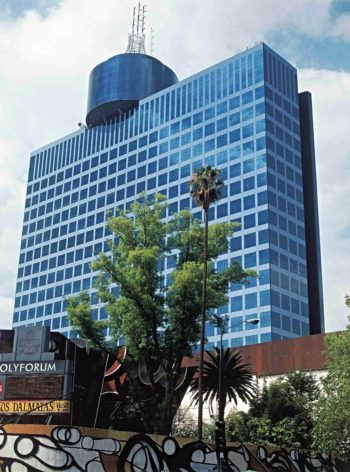 Visit the World Trade Center and Its Rotating Restaurant